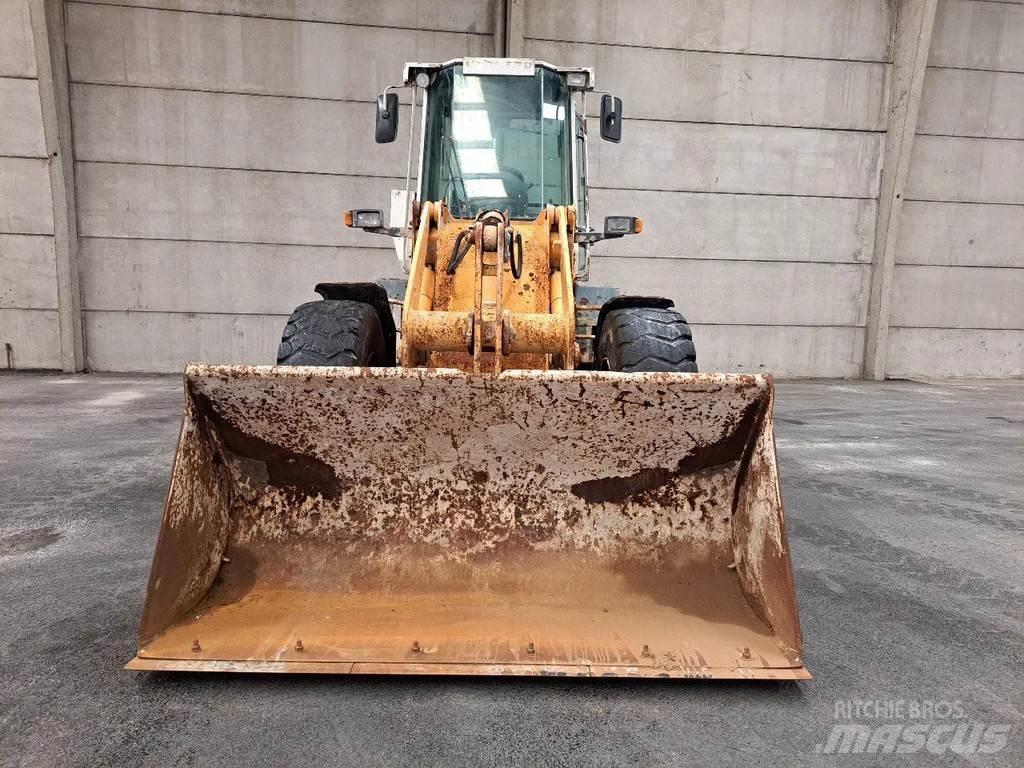 Liebherr L514 Naudoti ratiniai krautuvai