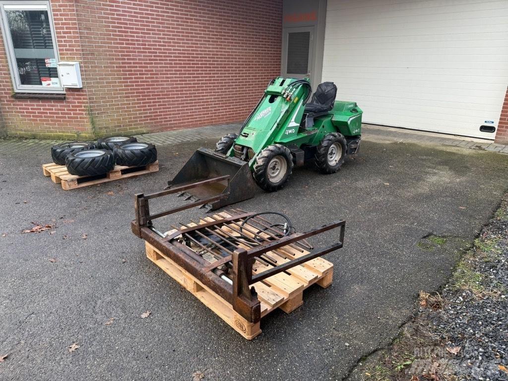 Avant Multi Mini krautuvai