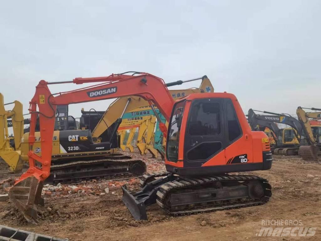 Doosan DX 80 Vidutinės galios ekskavatoriai 7-12 t