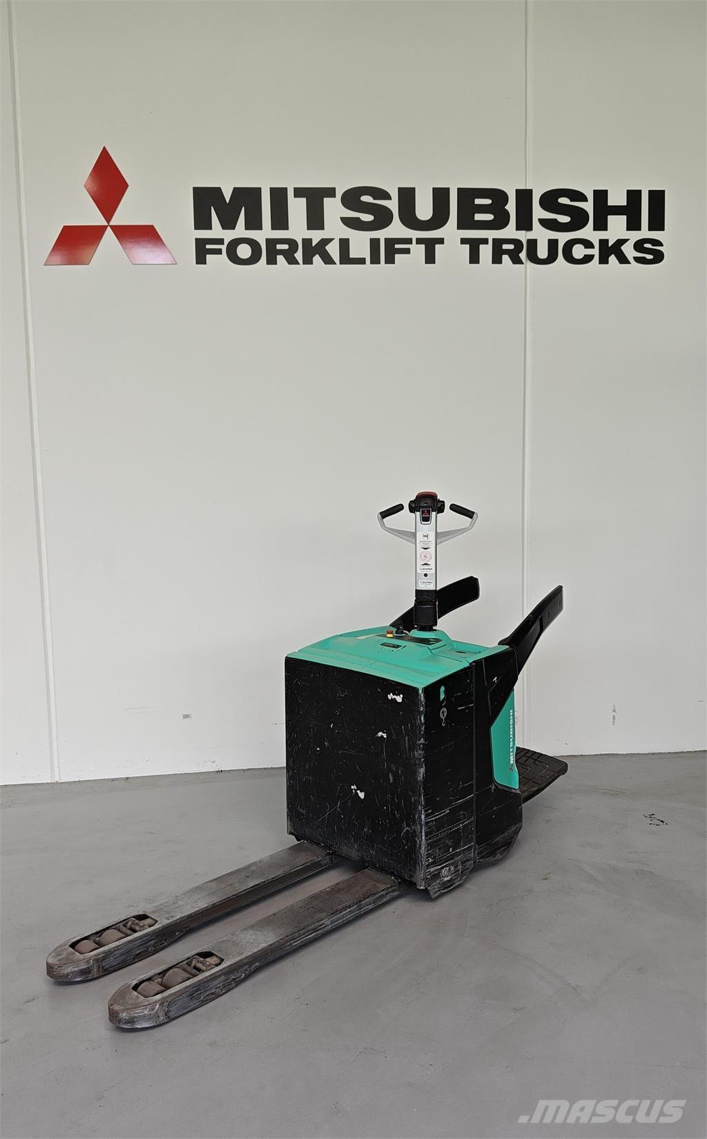 Mitsubishi PBV20N2 Keltuvai su platforma operatoriui