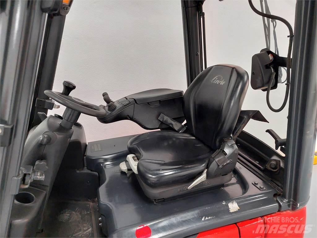 Linde E15 EVO Elektriniai šakiniai krautuvai