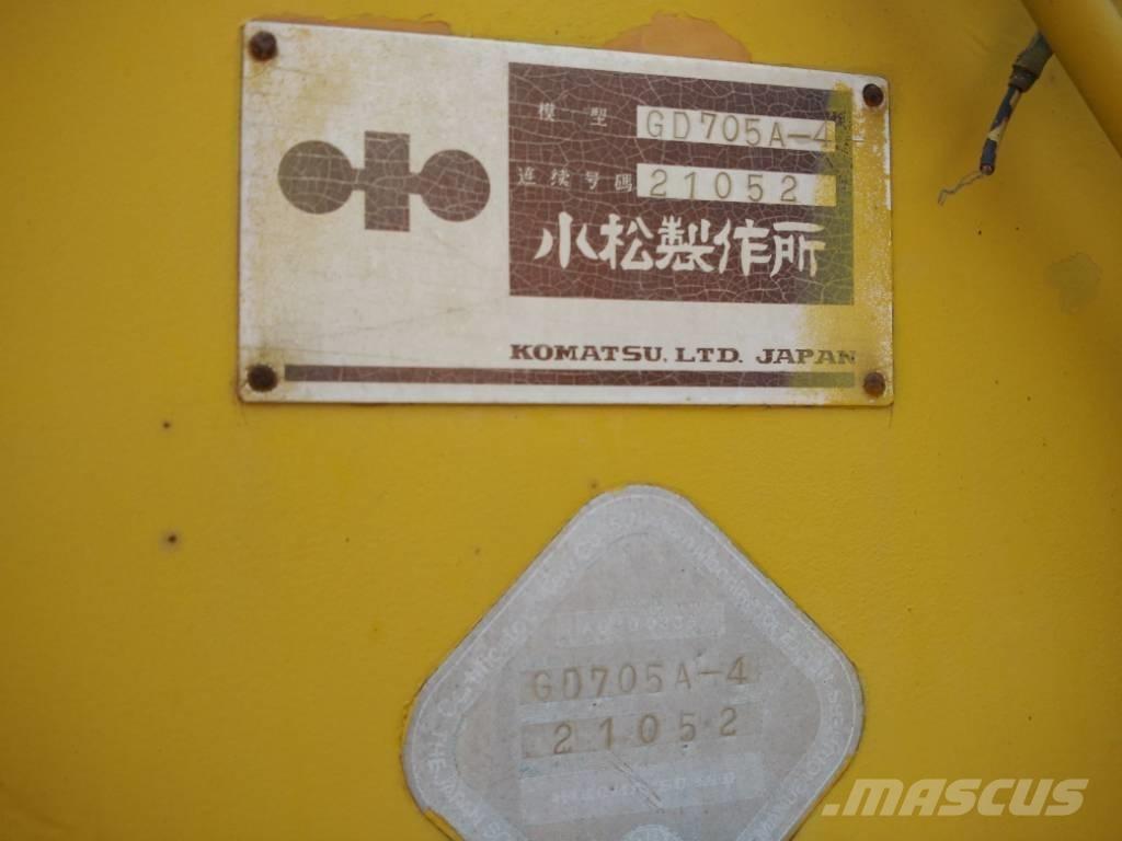 Komatsu GD 705 A-4A Greideriai