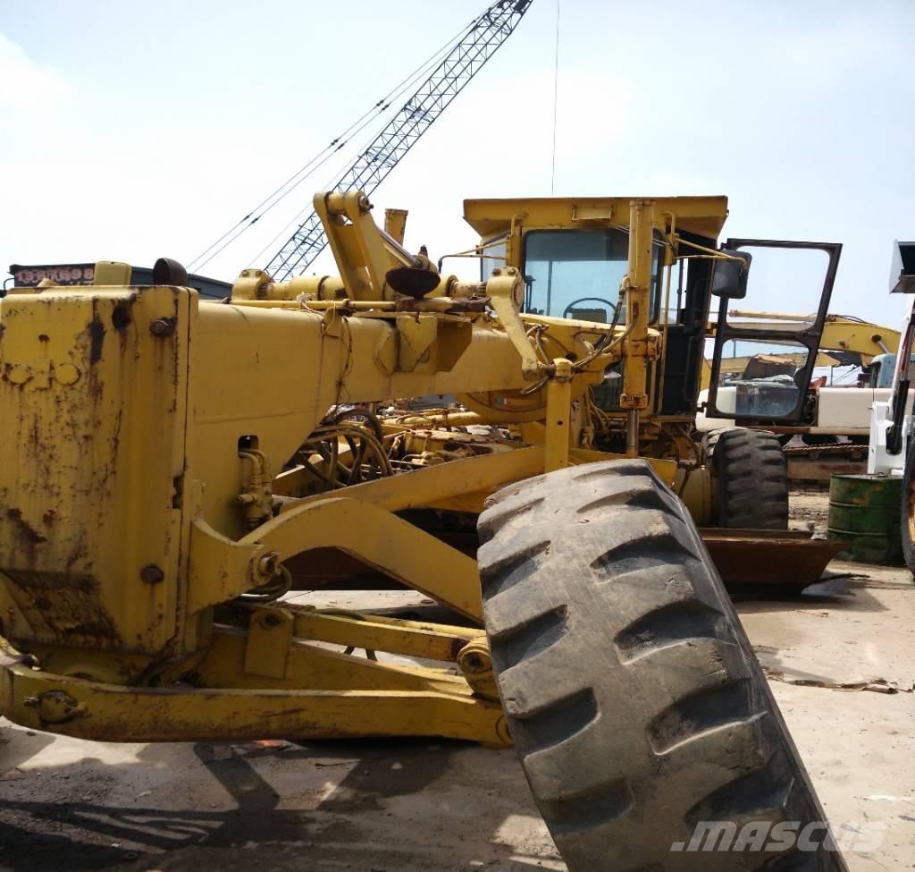 Komatsu GD 705 A-4A Greideriai