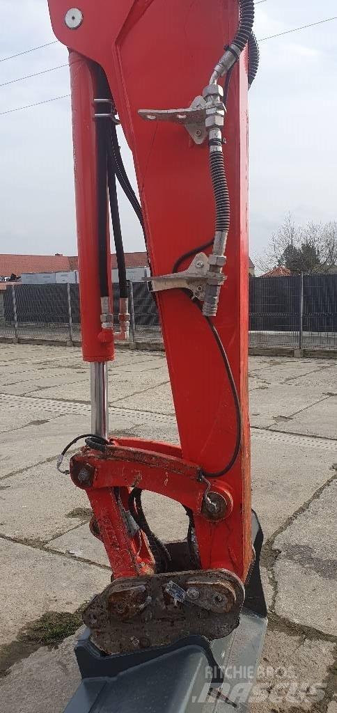 Neuson EZ80 Vidutinės galios ekskavatoriai 7-12 t