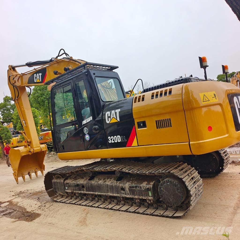 CAT 320 D2L Vikšriniai ekskavatoriai