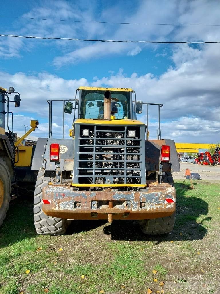 Komatsu WA 380-6 Naudoti ratiniai krautuvai