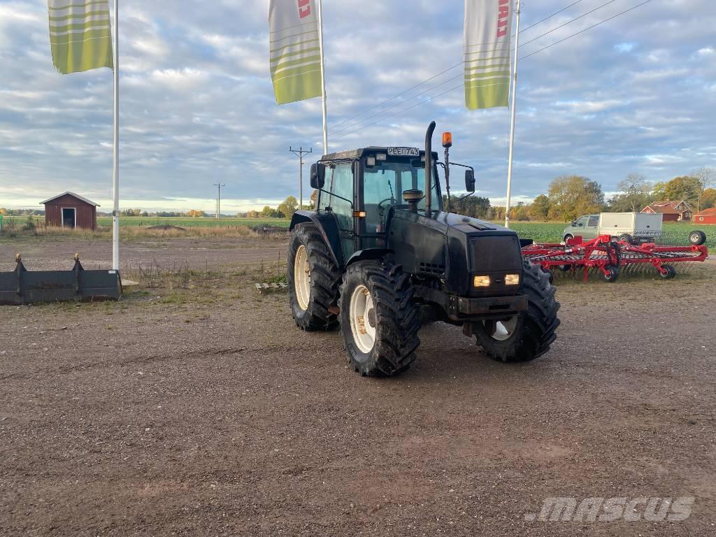 Valmet 8100 GOS Traktoriai