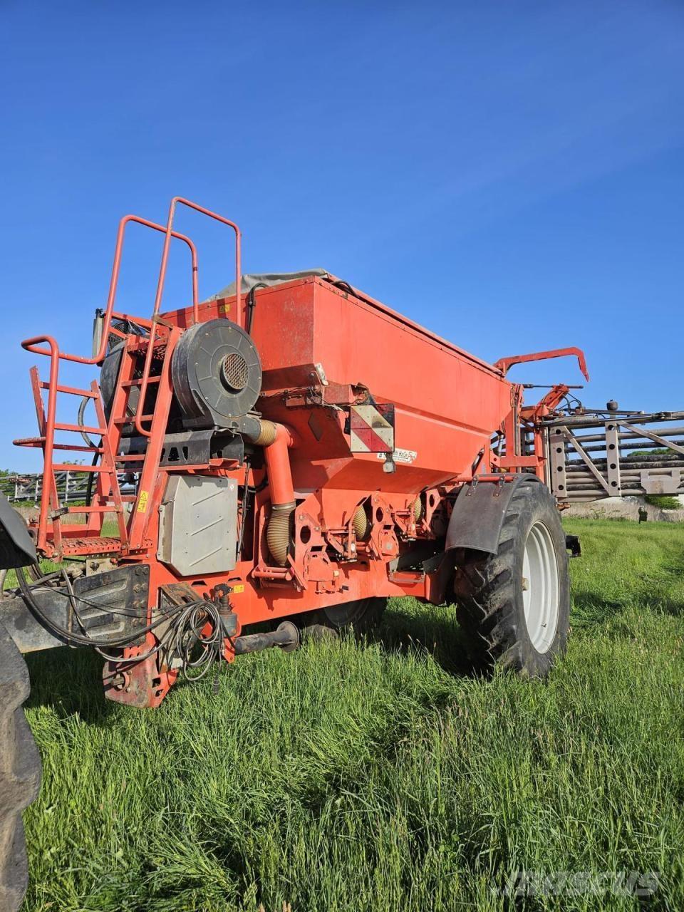 Rauch AGT 6036 Mineralinių trąšų barstytuvai