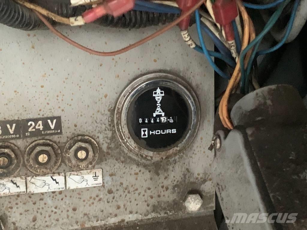 SkyJack SJ 8841 Žirkliniai keltuvai