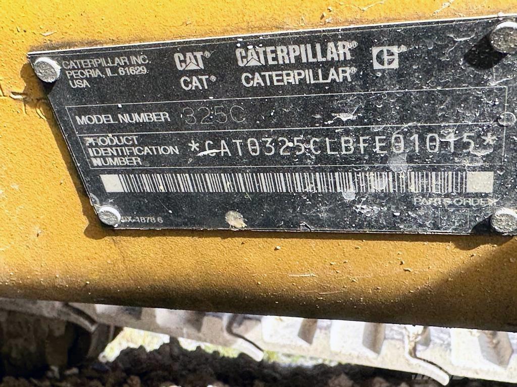CAT 325 C Vikšriniai ekskavatoriai