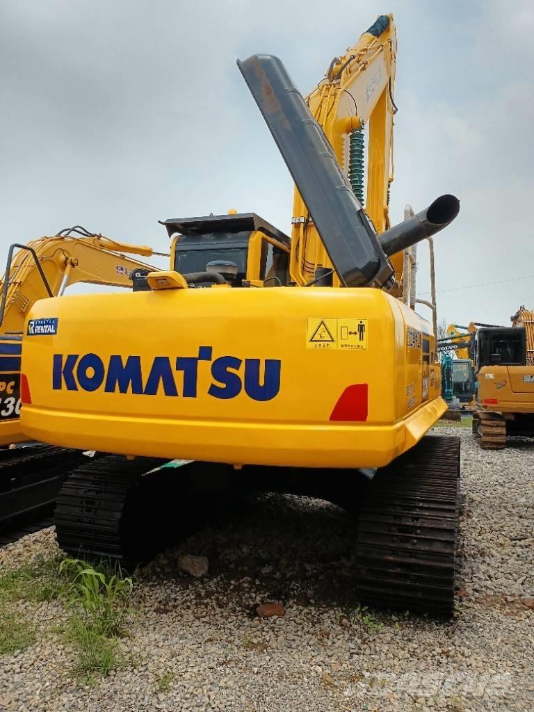 Komatsu PC 220-8 Vikšriniai ekskavatoriai