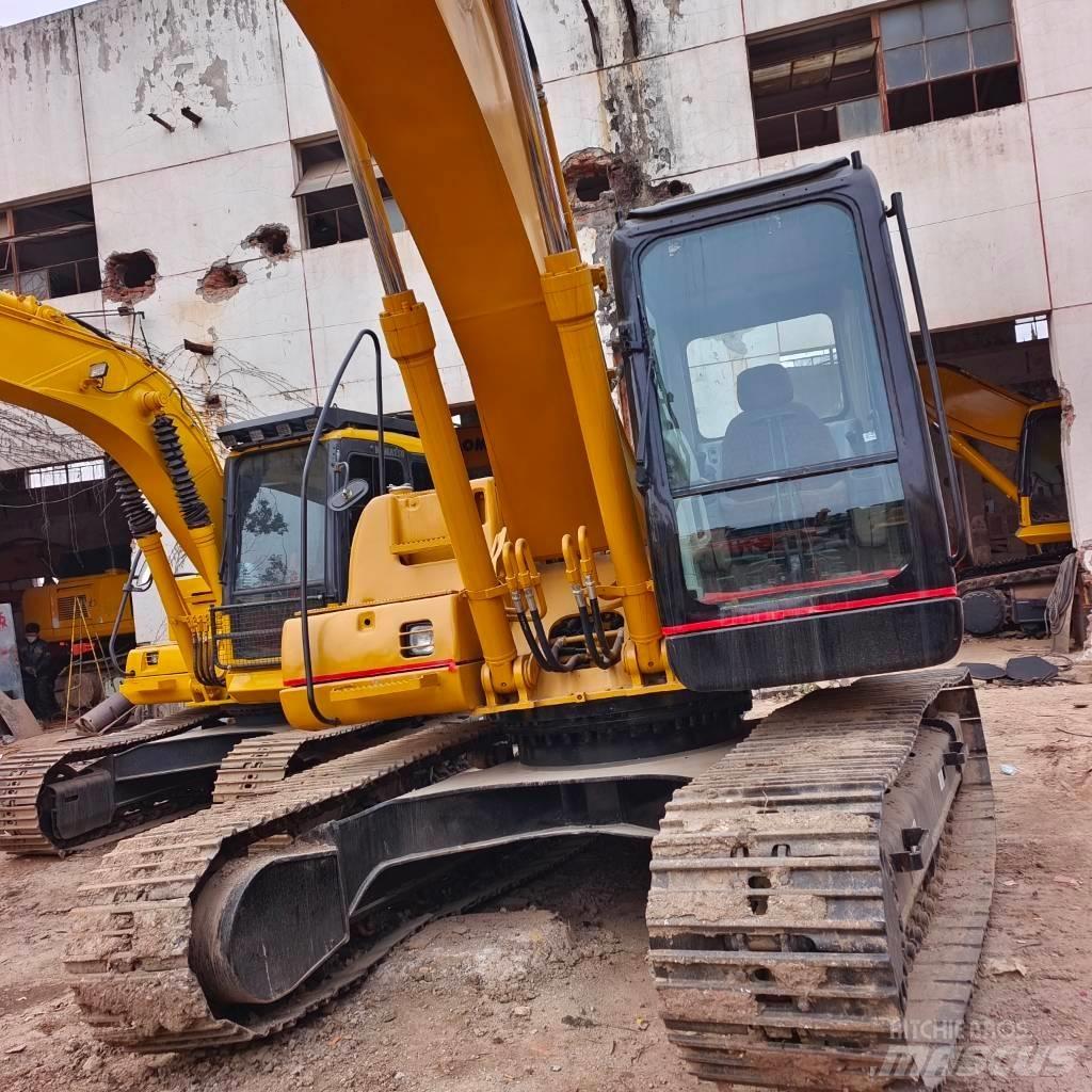 CAT 320 C L Vikšriniai ekskavatoriai