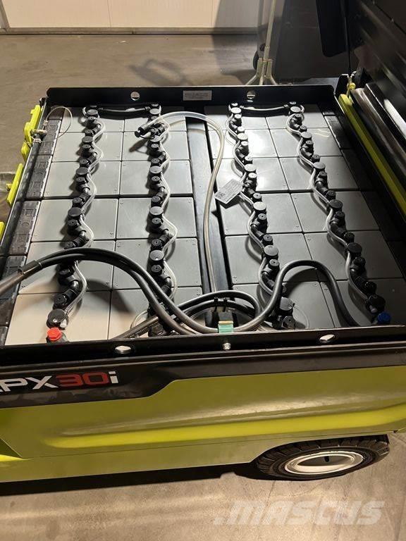  ACTIE - CLARK EPX30i Elektriniai šakiniai krautuvai