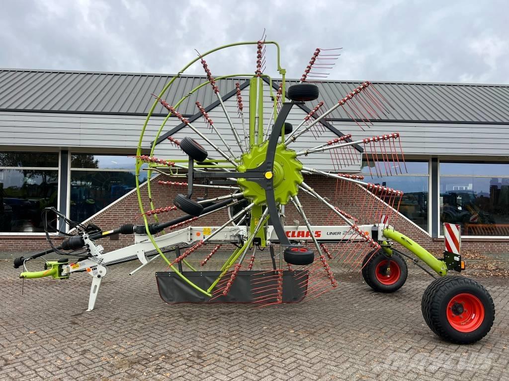 CLAAS Liner 2900 Pradalges formuojantys padargai