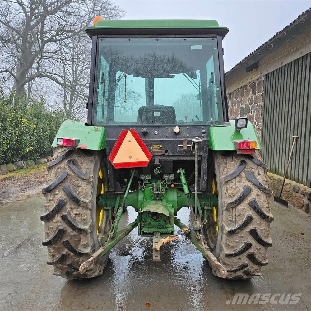 John Deere 2040 Traktoriai