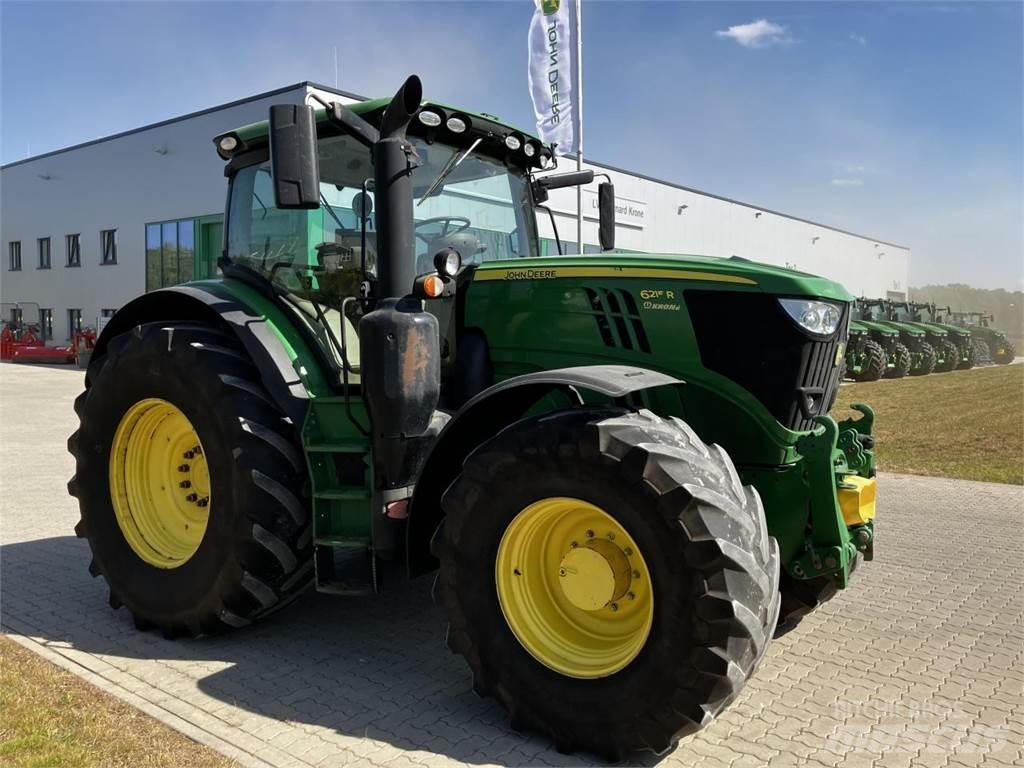 John Deere 6215R Traktoriai