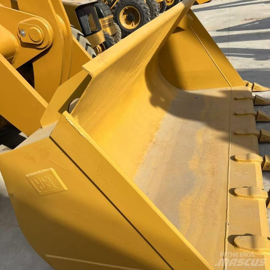 CAT 966 H Naudoti ratiniai krautuvai
