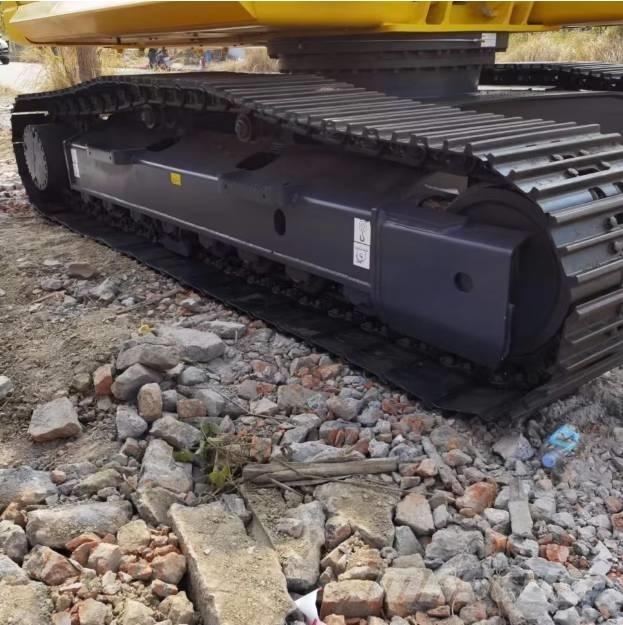 Komatsu PC220-8 Vikšriniai ekskavatoriai