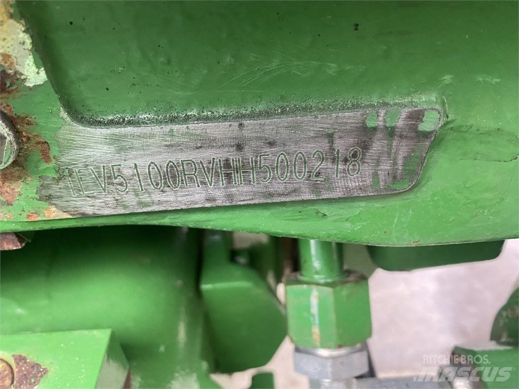 John Deere 5100 R Traktoriai