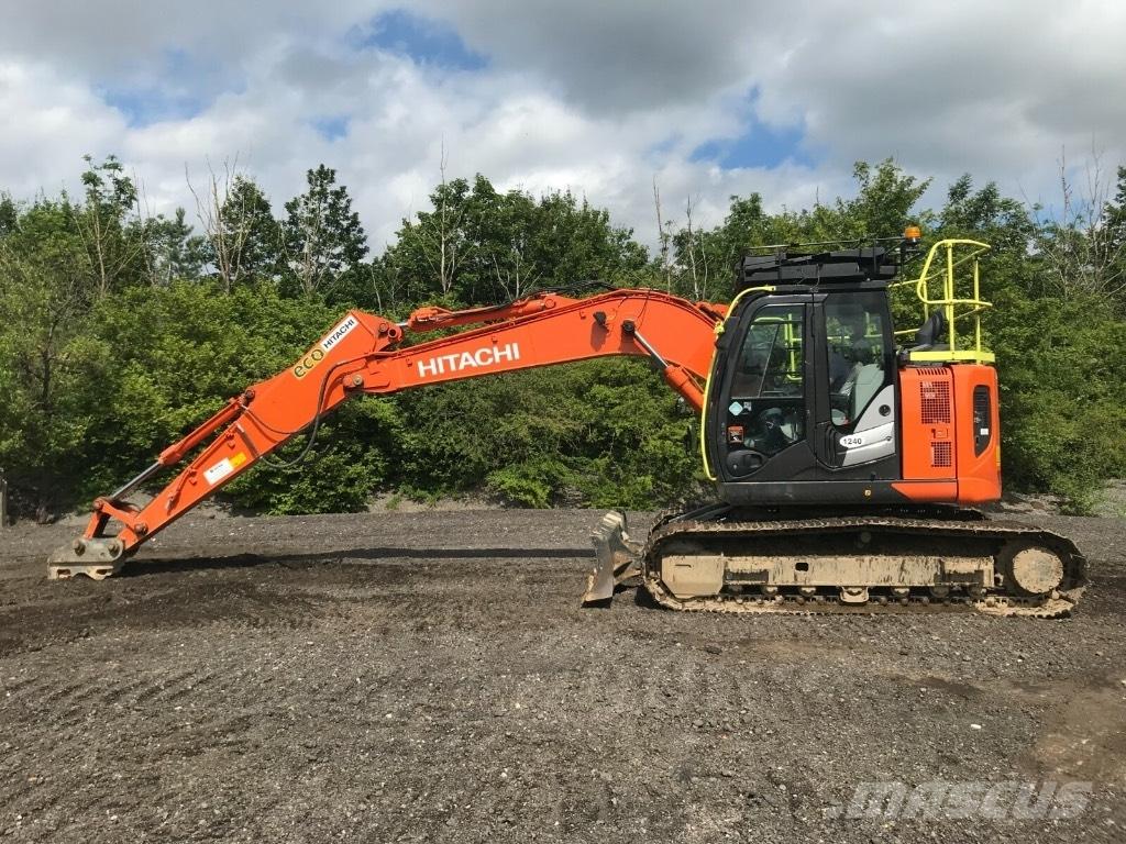 Hitachi ZX 135 US-6 Vikšriniai ekskavatoriai