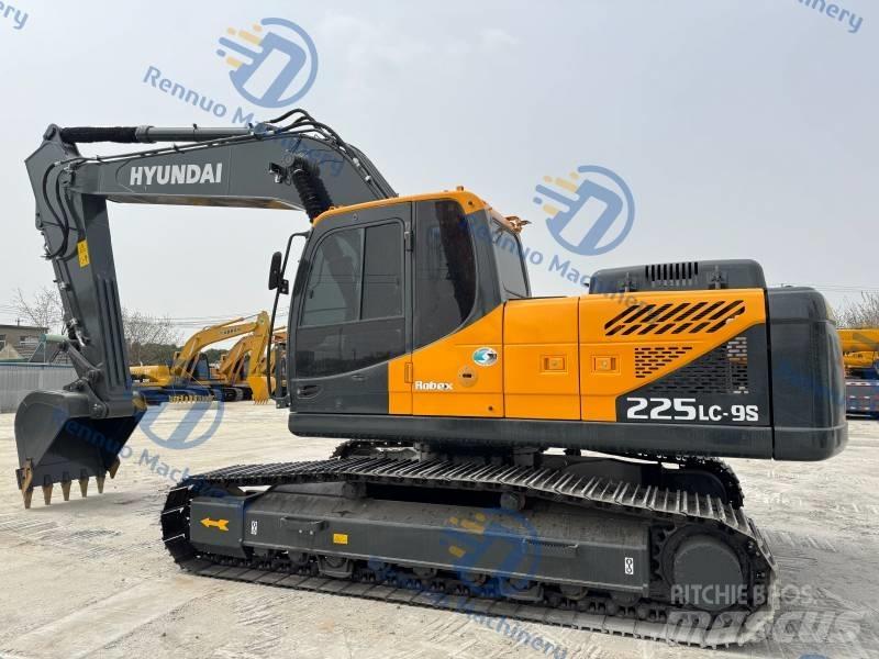 Hyundai 225-9S Vikšriniai ekskavatoriai
