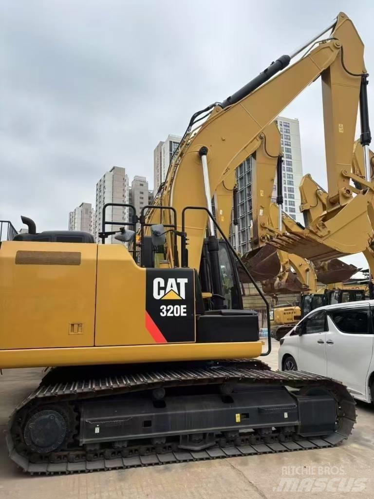CAT 320 E Vikšriniai ekskavatoriai