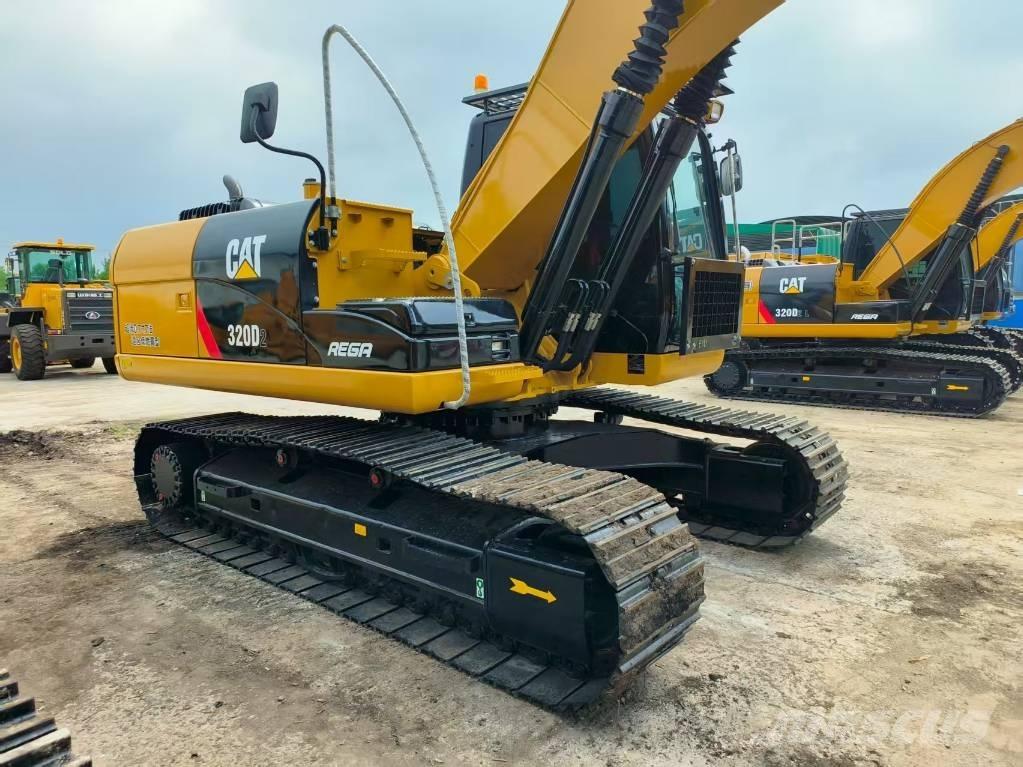 CAT 320 D Vikšriniai ekskavatoriai