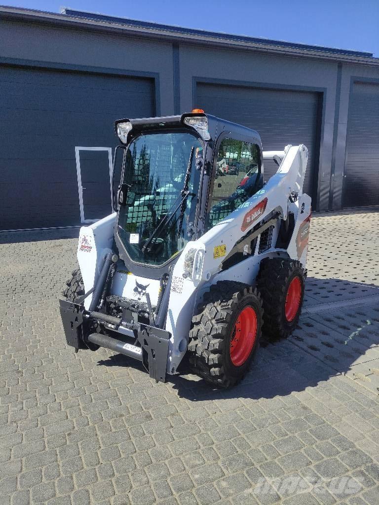Bobcat S 590 Krautuvai su šoniniu pasukimu