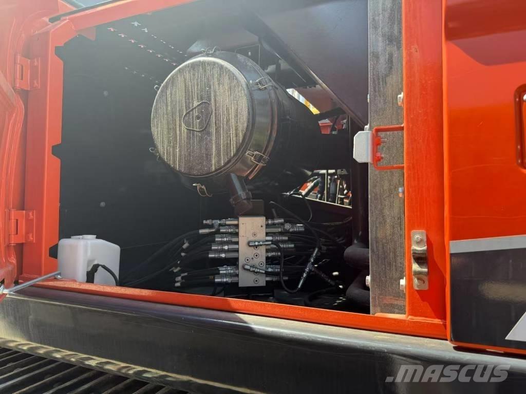 Doosan DX 340 Vikšriniai ekskavatoriai
