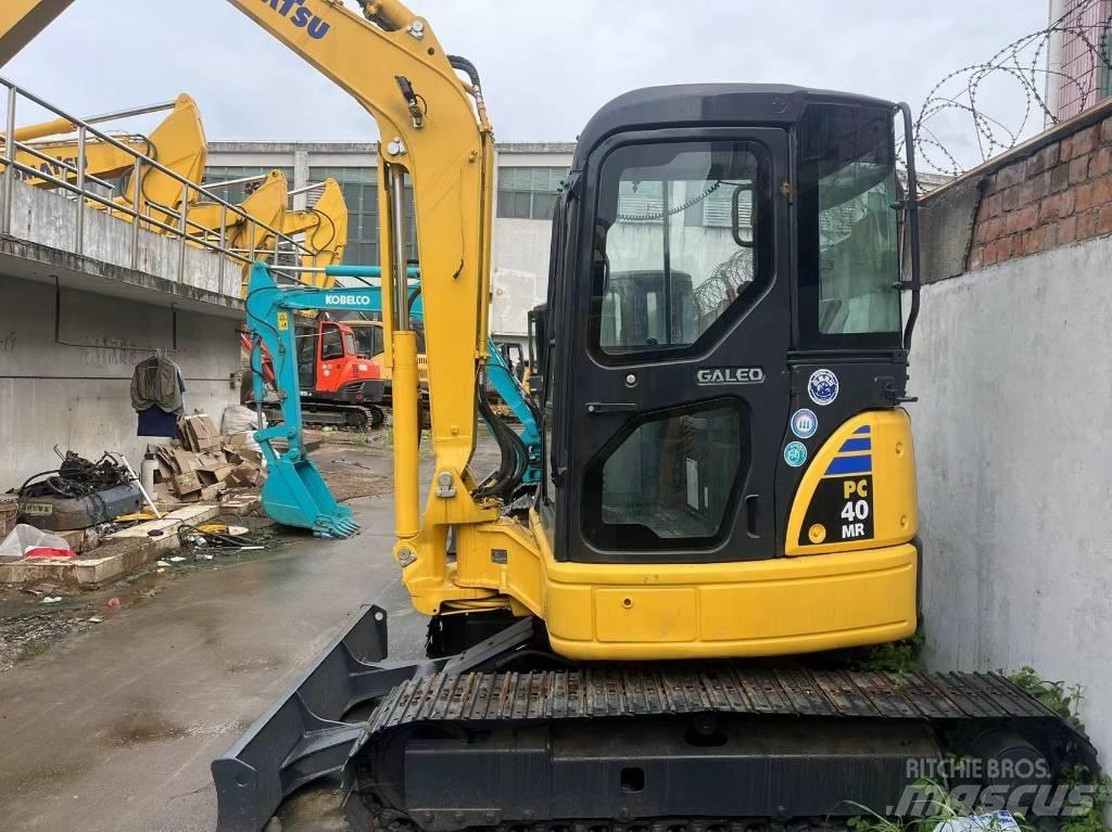 Komatsu PC 40 MR-2 Vikšriniai ekskavatoriai