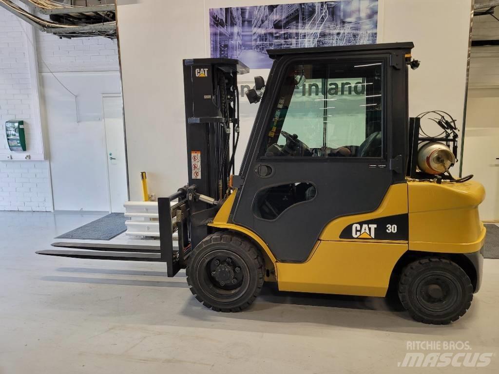 CAT GP 30 N LPG (dujiniai) krautuvai
