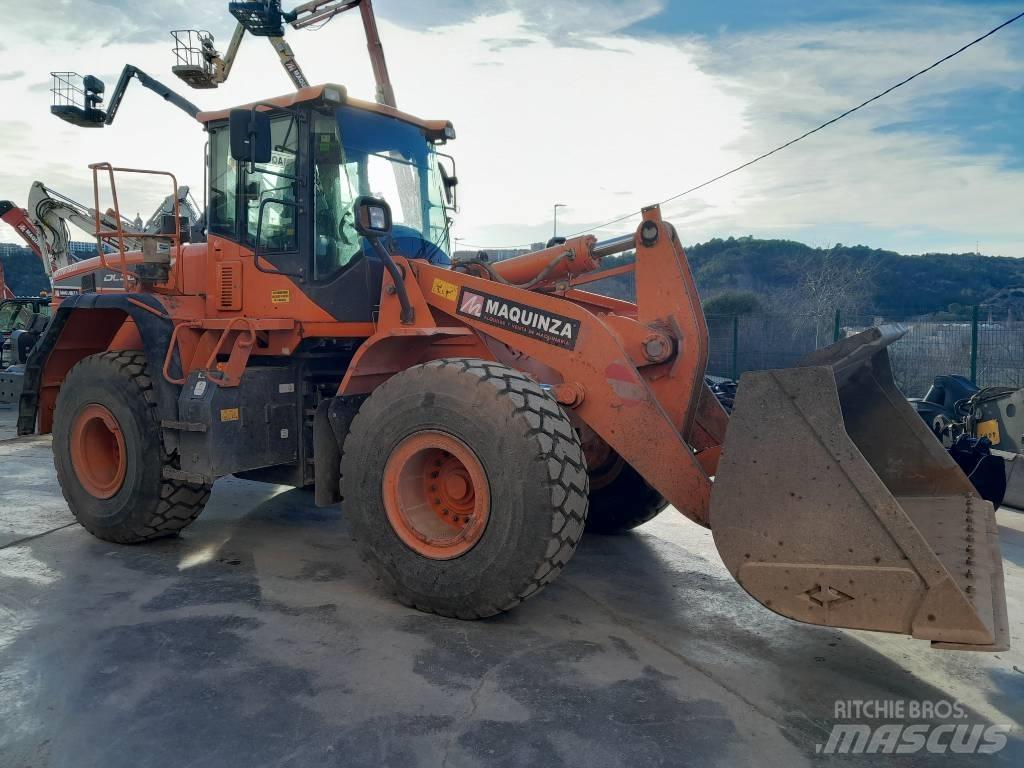 Doosan DL 300 Naudoti ratiniai krautuvai