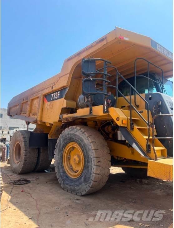 CAT 773 E Atliekų išvežimo technika