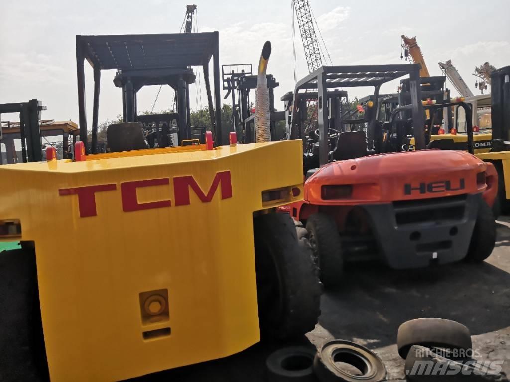 TCM 15 Ton Dyzeliniai krautuvai