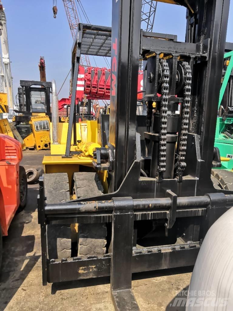 TCM 15 Ton Dyzeliniai krautuvai