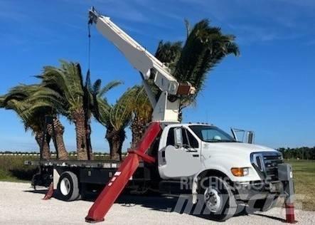 Ford F 750 Automobiliniai kranai