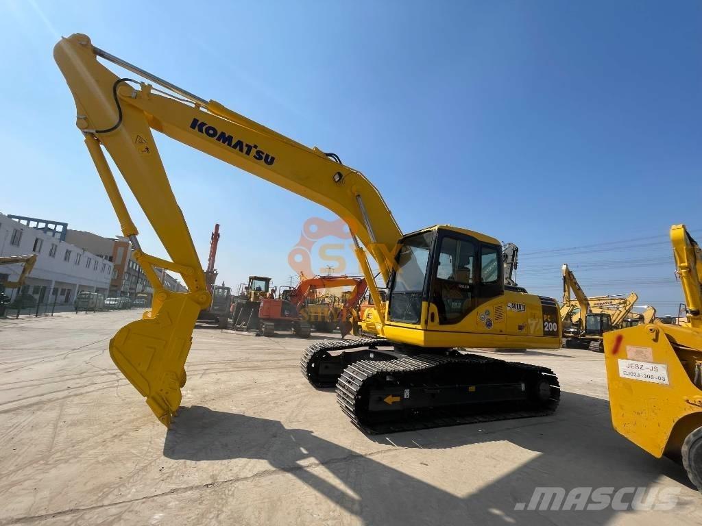Komatsu PC 200-7 Vikšriniai ekskavatoriai