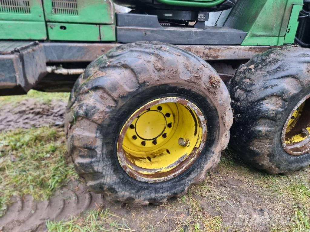 John Deere 1110 E Naudoti miškovežiai (Forvarderiai)