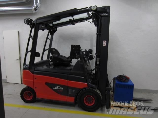 Linde E25R Elektriniai šakiniai krautuvai