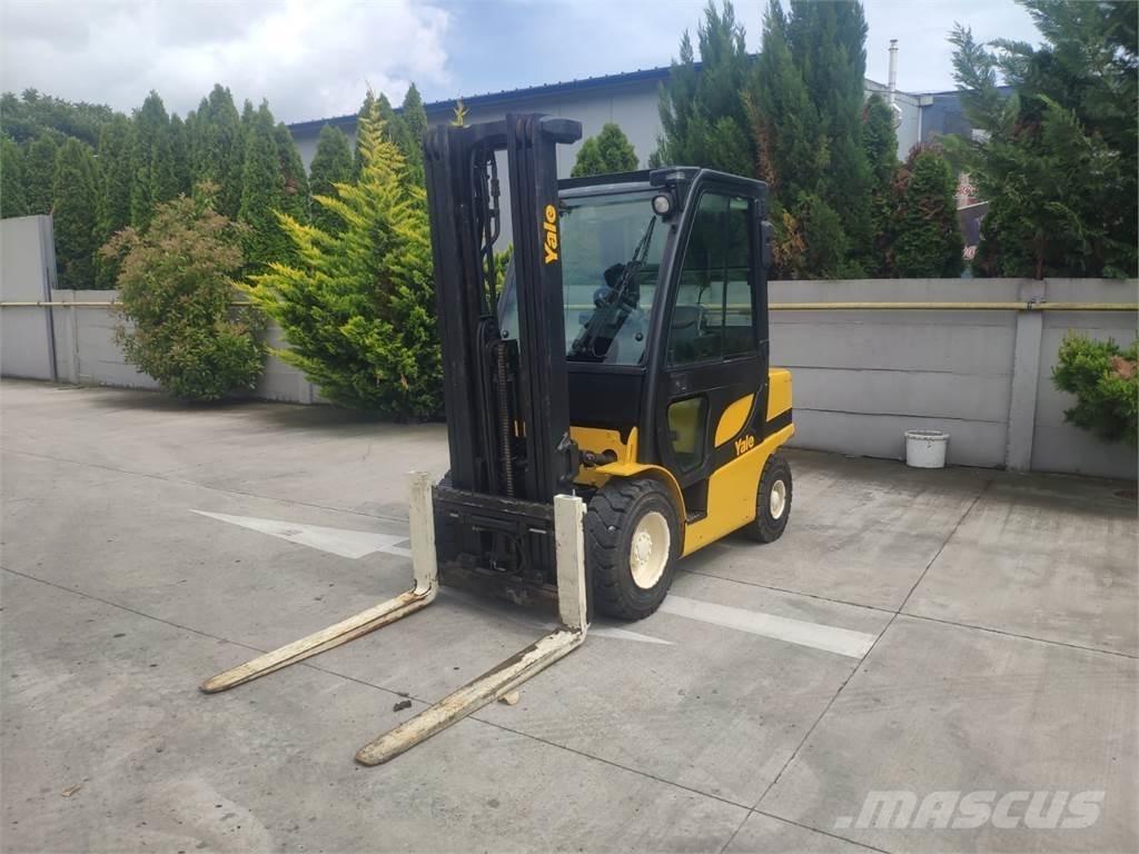 Yale GDP30VX Dyzeliniai krautuvai