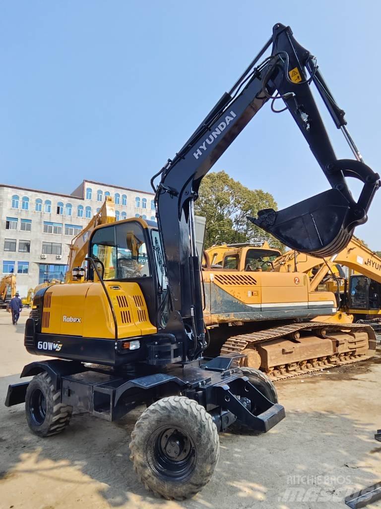 Hyundai 60W-9 Ratiniai ekskavatoriai