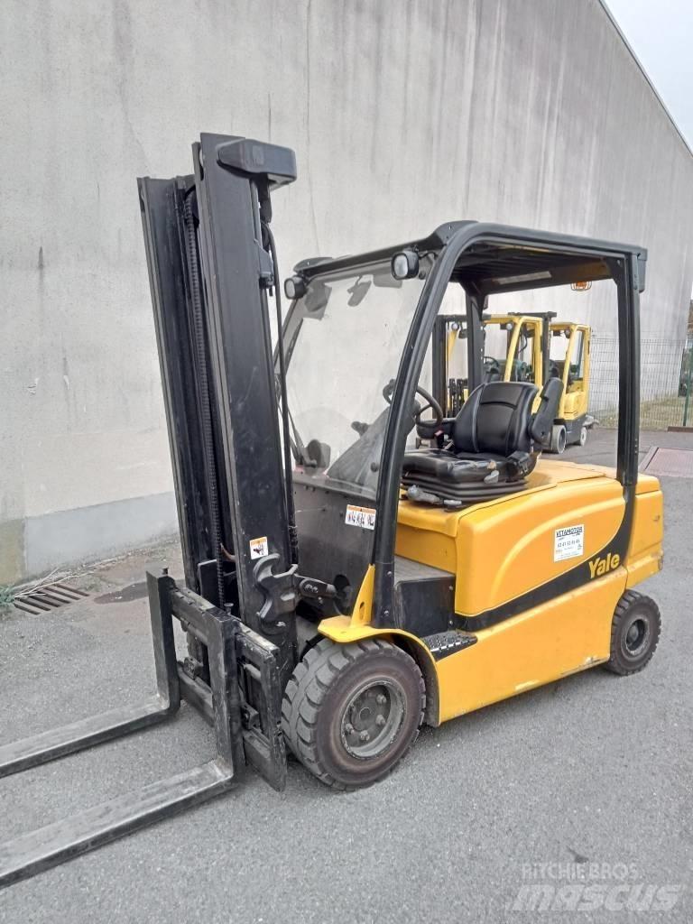 Yale ERP35 Elektriniai šakiniai krautuvai