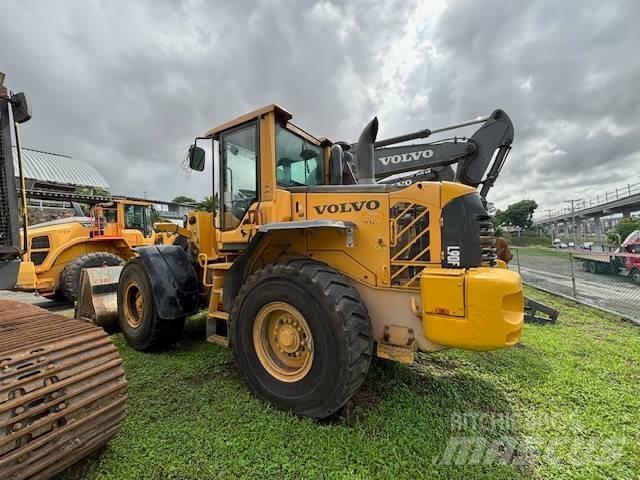 Volvo L 90 F Naudoti ratiniai krautuvai