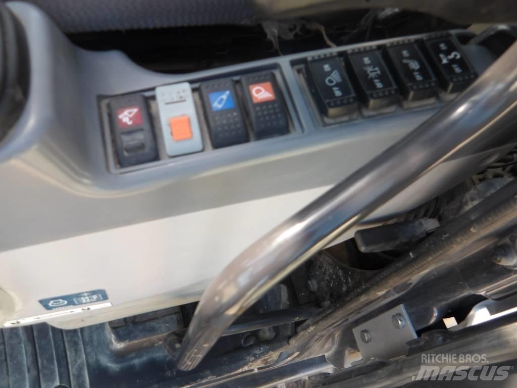 Hitachi ZX 250 LC-6 Vikšriniai ekskavatoriai