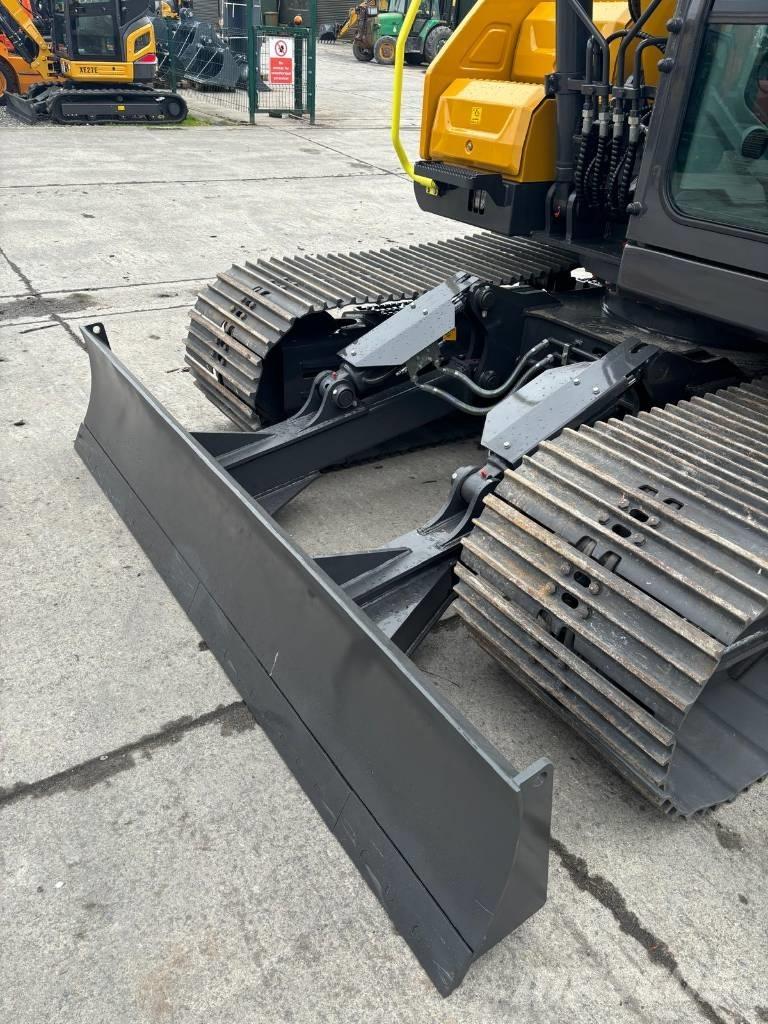 XCMG XE135E Vikšriniai ekskavatoriai