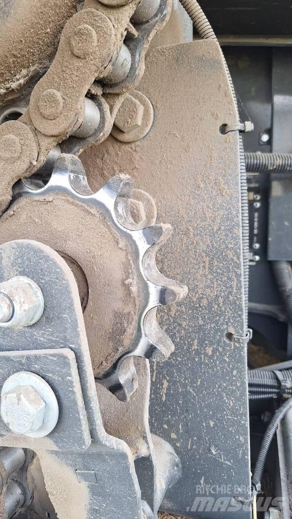 Kuhn SB 1290 iD Stačiakampių ryšulių presai