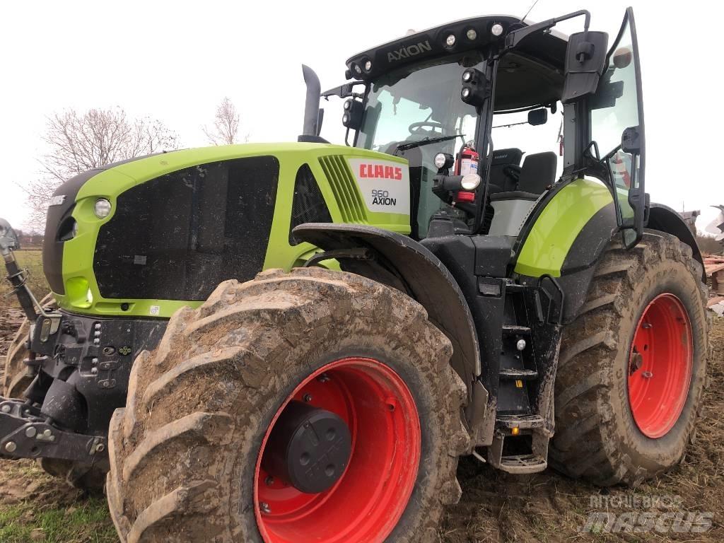 CLAAS 960 Axion Traktoriai