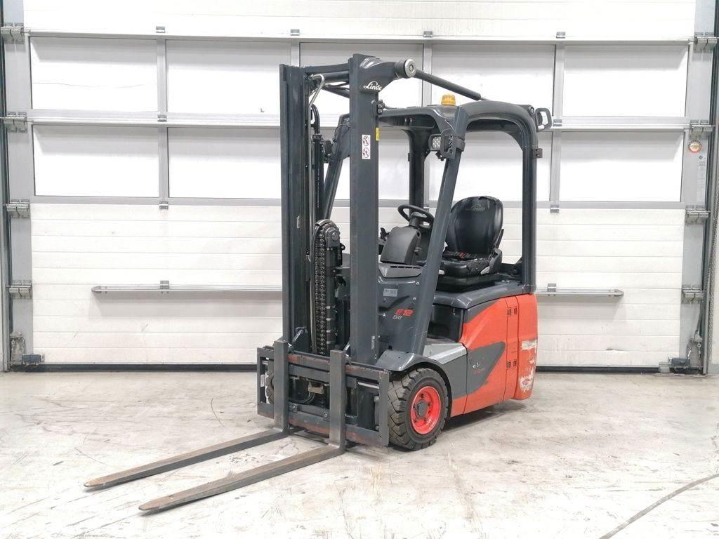 Linde E12-02 Elektriniai šakiniai krautuvai