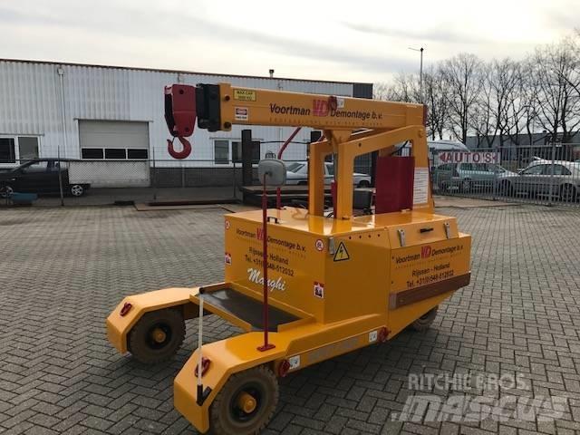 Manghi P25E Mini kranai