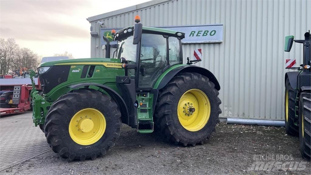 John Deere 6R215 Traktoriai